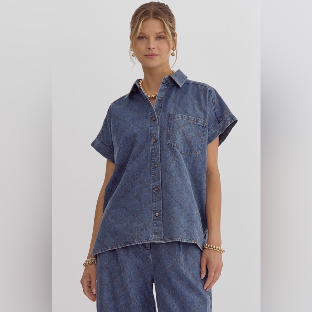 Entro Denim Buttoned Down Shirt Collared Stitched Quilted design